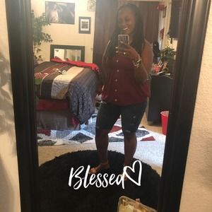 Meet your Posher, Latoya